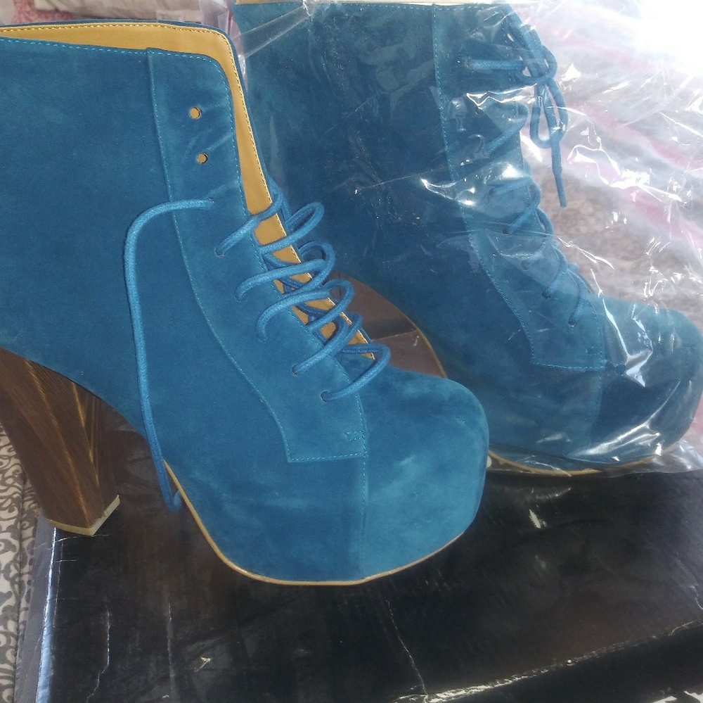 Women's booties - Picture 4 of 5